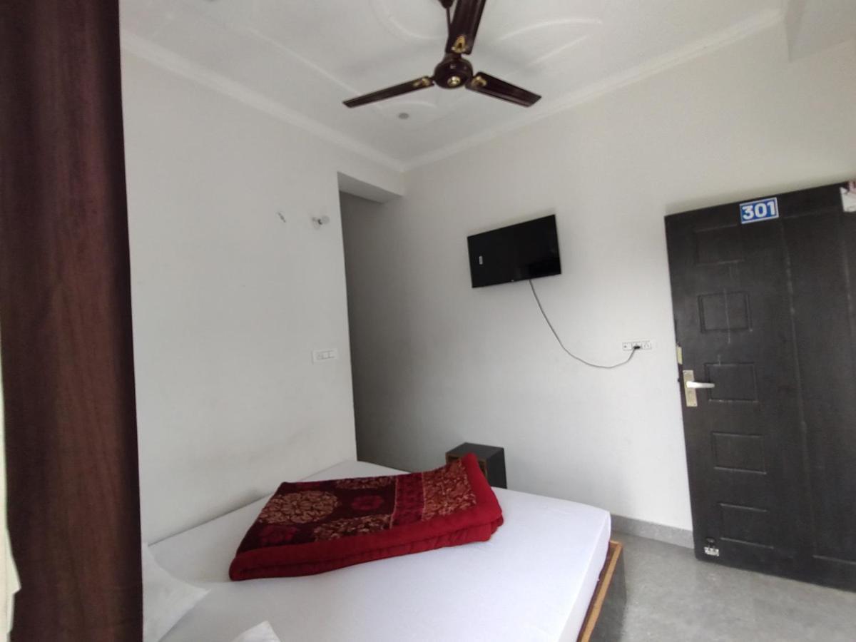 Hotel Aman Rishīkesh Esterno foto